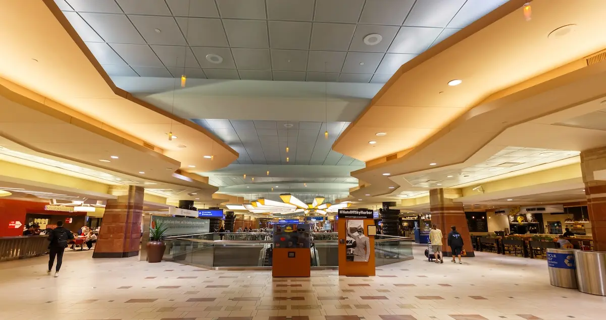 Interior shot of the main concourse of Terminal 4 at Phoenix Sky Harbor airport (PHX) in Arizona.