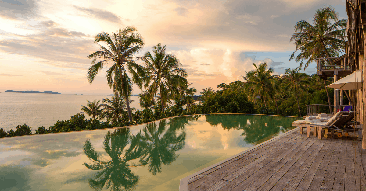 <figcaption>Watch the sun sink on the horizon from your private pool. Image credit: Soneva Kiri</figcaption>