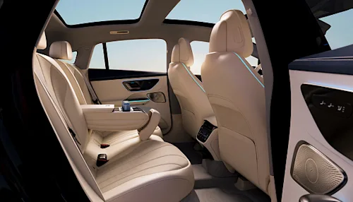 Interior shot of a chauffeur driving Blacklane's luxury business class vehicle.