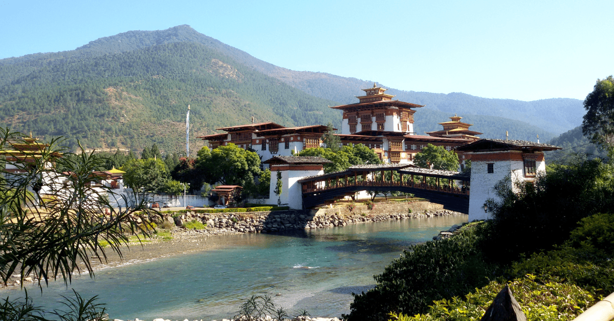 <figcaption class="wp-element-caption">Punakha Dzong, the administrative center of Punakha District in Punakha, Bhutan.&nbsp;<em>Image credit: Wikimedia</em></figcaption>