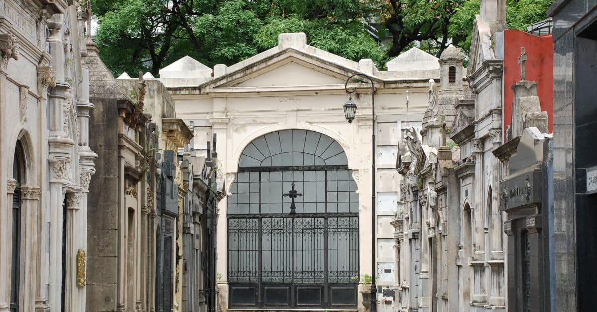 <figcaption class="wp-element-caption">Recoleta Cemetery: Where history and art rest in peace. <em>Image credit: Zach Kirby/Unsplash</em></figcaption>