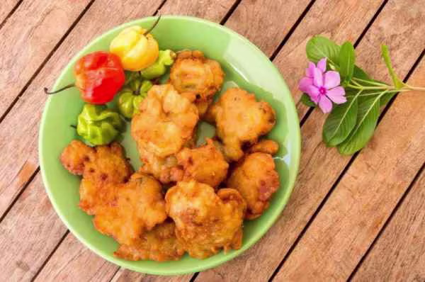 acra-morue-cuisine-martinique