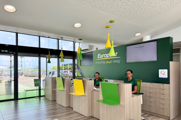 Location voiture aeroport martinique Agence aeroport Europcar Martinique 600x400