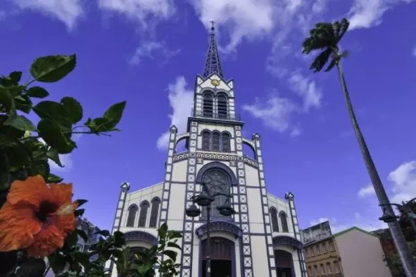 discover-cathedral-in-martinique