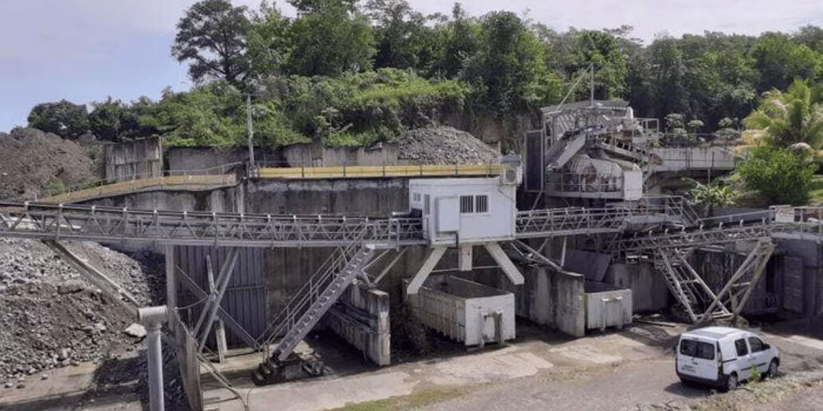 Visite guidée de Batimat Recyclage au Lamentin
