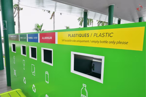 poubelles tri europcar martinique 600x400
