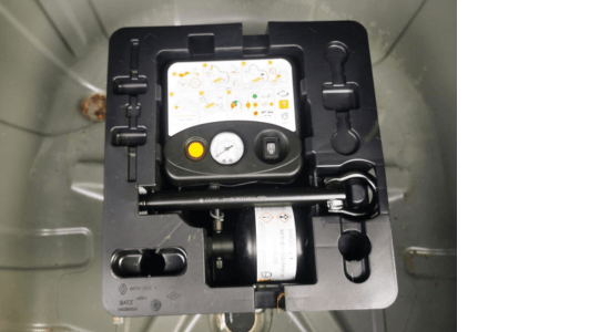 puncture-proof-kit-europcar-martinique