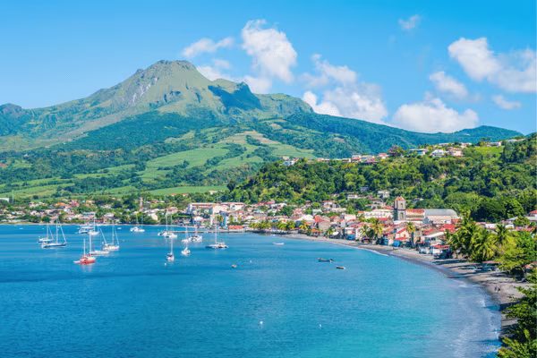 location voiture martinique montagne pele photo generic canva resize-600x400