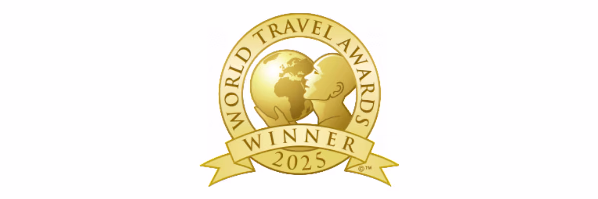 2025 World Travel Awards logo
