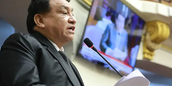 Del desequilibrio de poderes al desequilibrio económico