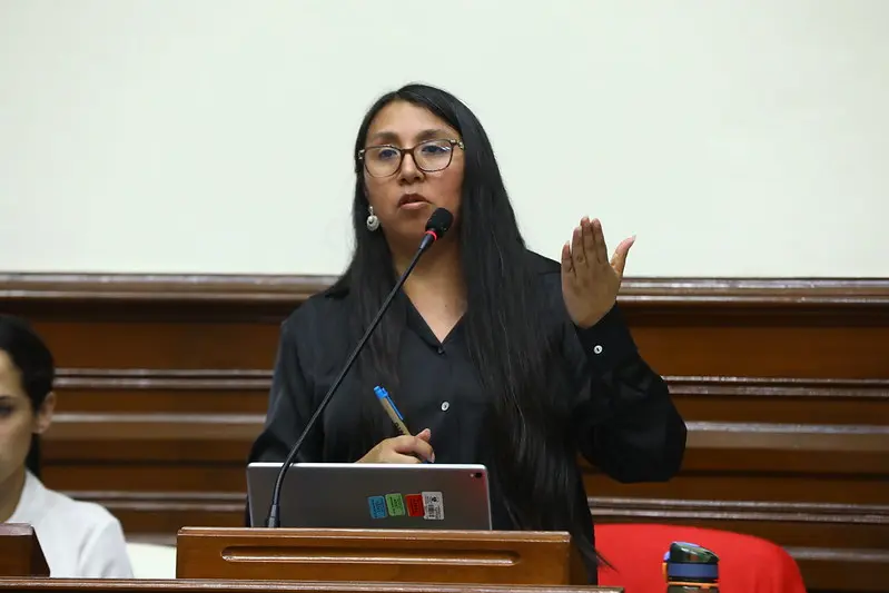 Ruth Luque: “La bicameralidad es una expresión de dictadura parlamentaria”