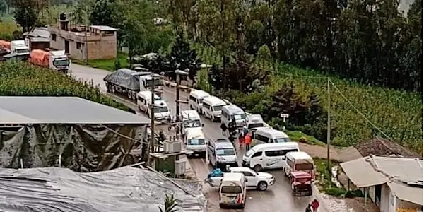Segundo día de paro de transportistas en Cajamarca por alza de combustibles