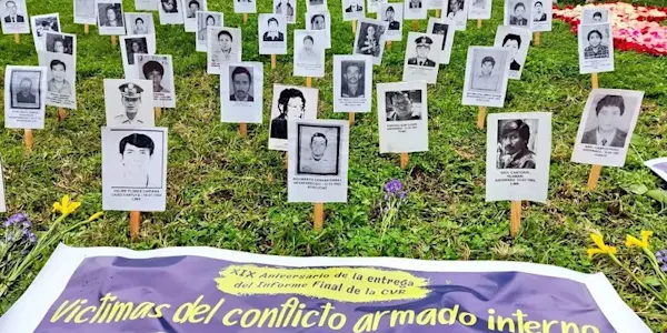 Entre dos fuegos