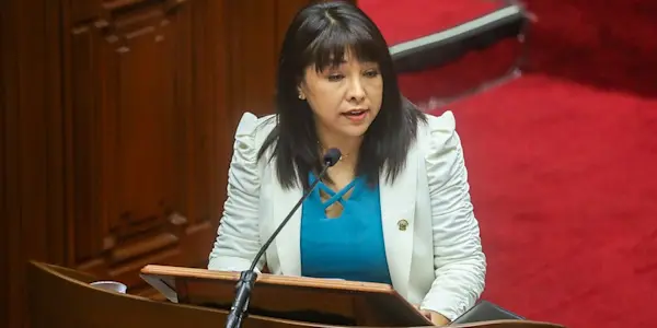 La hora de Mirtha Vásquez