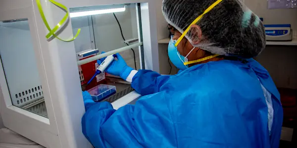 Instalan laboratorio molecular en Huanta para la detección del covid -19
