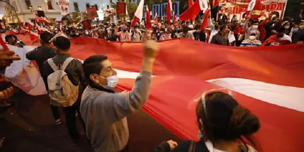 Falso que el país esté dividido en dos