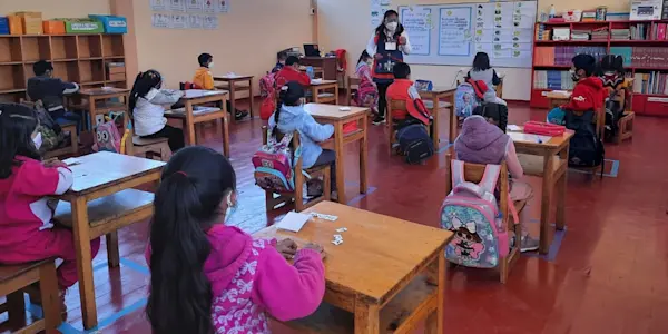 Más de 600 instituciones educativas retornaron a las clases semipresenciales en Cusco