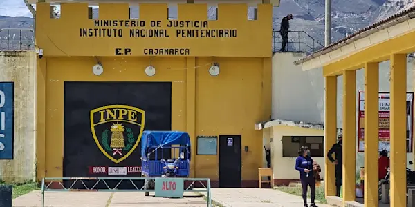 Autoridades se comprometen a buscar reubicación del penal de máxima seguridad Huacariz