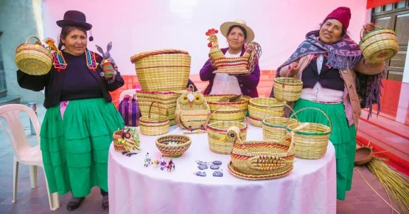 Aprueban formulación del expediente técnico del proyecto que beneficiaría a más de 11 mil artesanas de Puno