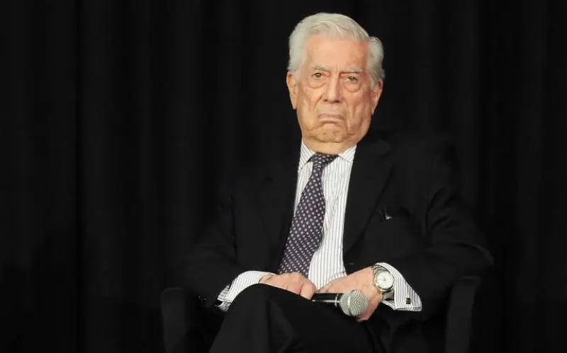 Vargas Llosa: ¿cisne o lechuza?