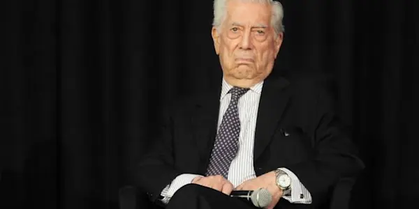 Vargas Llosa: ¿cisne o lechuza?