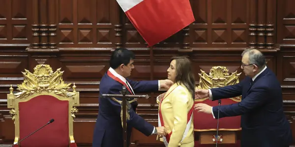 Líderes y lideresas de organizaciones sociales de Ayacucho exigen cierre del Congreso y renuncia de Presidenta Boluarte
