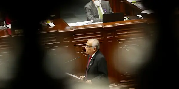 De la confianza a la vigilancia