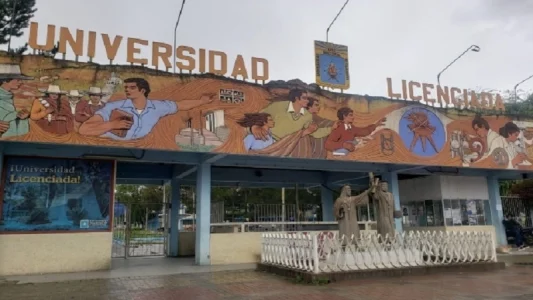 Tensión en la Universidad Nacional de Cajamarca por huelga de docentes y personal administrativo