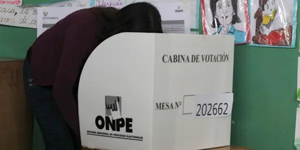 En la soledad de la cámara secreta