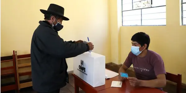 Líderes de movimientos políticos de Ayacucho piden se archive proyecto de ley que les impediría participar en elecciones regionales