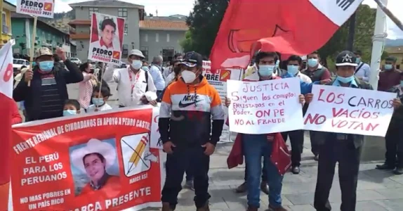 Militantes de Perú Libre en Cajamarca señalan estar alertas en conteo de votos