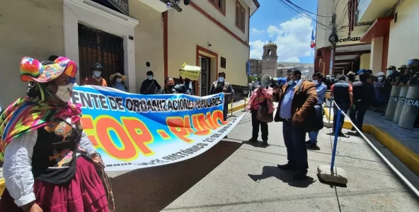 Organizaciones gremiales piden la vacancia del gobernador regional de Puno, Agustín Luque
