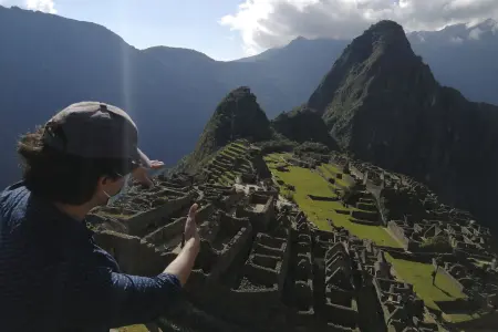 Desde su reapertura MachuPicchu recibe entre 300 y 500 visitantes por día