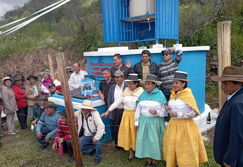 Población de Cochabama Baja ya cuenta con agua potable y baños