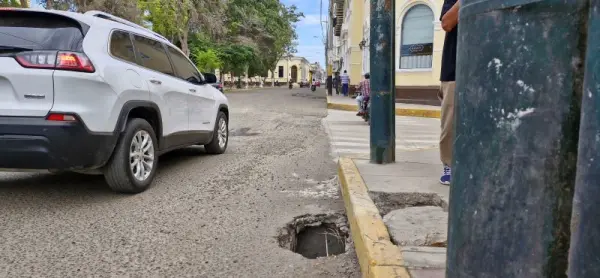 Piura: Entre huecos y forados al erario público