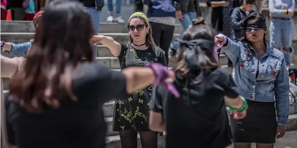 ¡Mujer: por tu culpa, por tu culpa, por tu gran culpa!