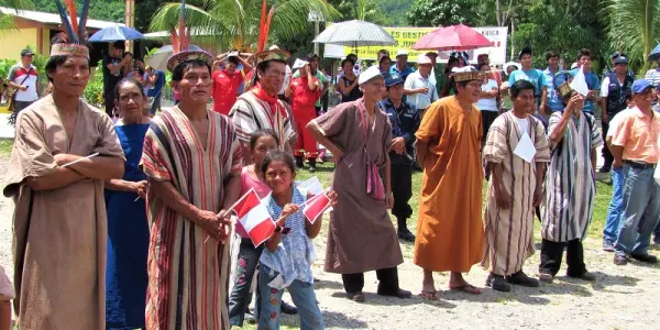 Comunidades nativas: teoría, legalidad y participación política