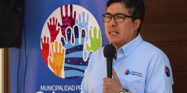Alcalde de Cajamarca renuncia al cargo para postular al Gobierno Regional