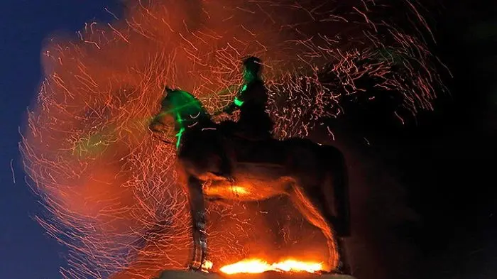 Estatuas, memoriales y disputas por el espacio y la memoria