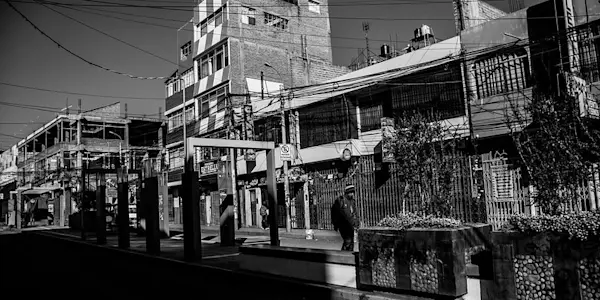 Por una mejor comprensión de la estética popular: autoconstrucción y arquitectura no hegemónica