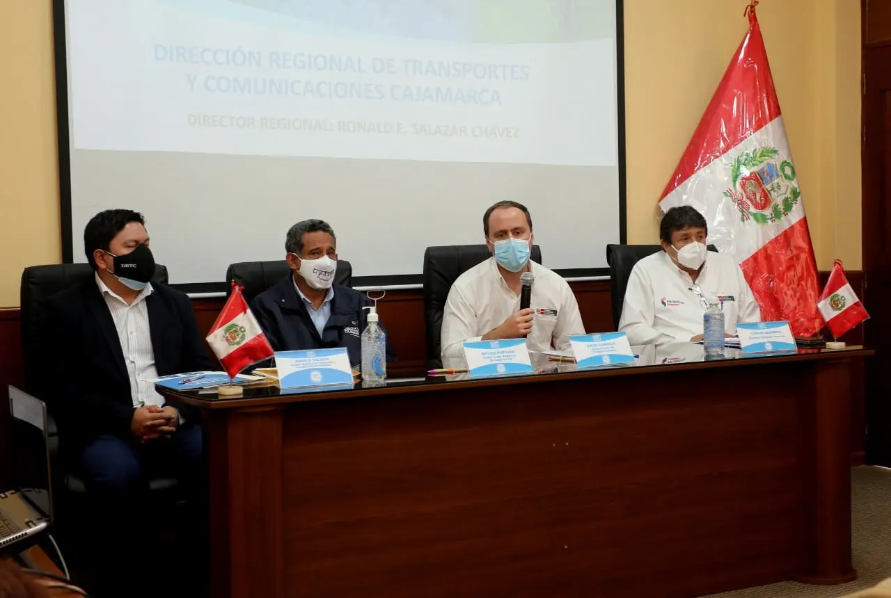 Viceministro de Comunicaciones anuncia medidas para el cierre de brechas digitales en Cajamarca