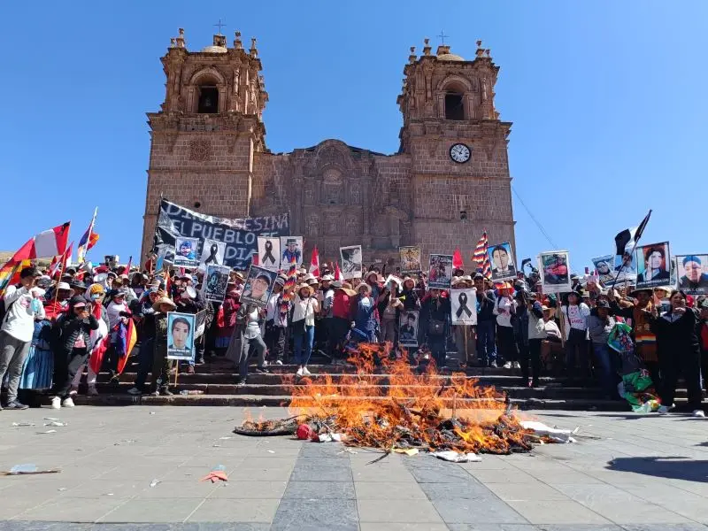 Cuestionan a dirigentes puneños por no rendir cuentas de la “toma de Lima”