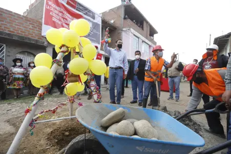 ¿Se viene el antejuicio para bloquear a Vizcarra?     