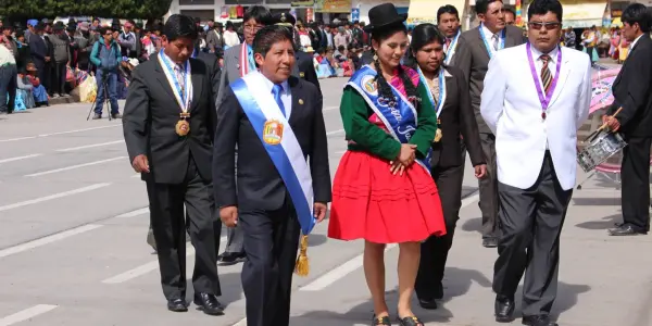 Personajes cuestionados y ex alcaldes aspiran al Gobierno Regional de Puno