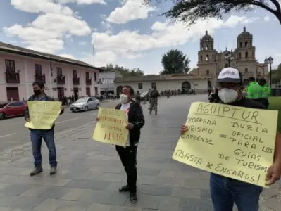 Guías de turismo de Cajamarca protestan exigiendo apoyo de las autoridades