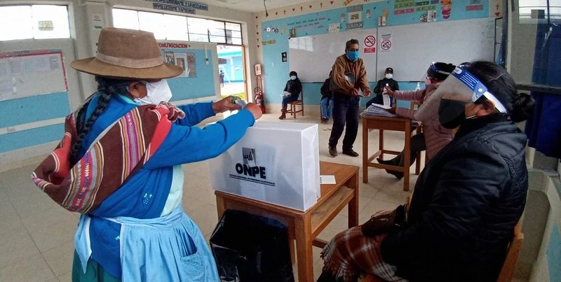 Ayacucho: Cuatro movimientos regionales y seis partidos irán a elecciones internas 