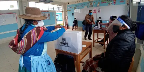 Ayacucho: Cuatro movimientos regionales y seis partidos irán a elecciones internas