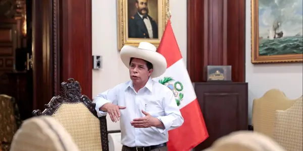 Puno: Consideran que el presidente Pedro Castillo podría ser vacado si no corrige sus errores 