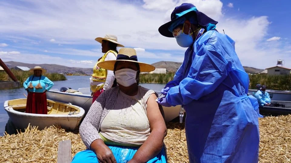 Logran vacunar con las dos dosis a más del 42% de la población en la provincia de Puno