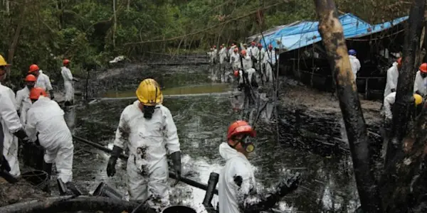 Supersticiones petroleras y racismo persistente